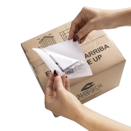 Peel and stick 4.5" x 5.5" clear packing list envelope