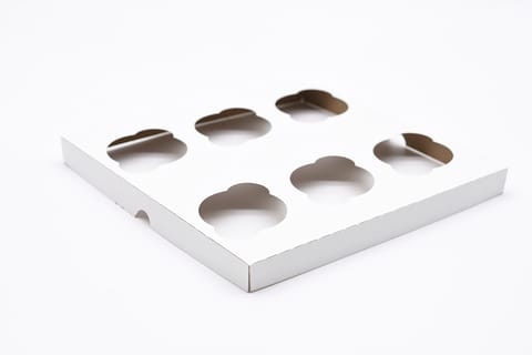 White Cupcake Insert, Standard, Holds 6 Cupcakes, 9 7/8″ x 9 7/8″ x 7/8″ - (200/Case) CC1010S-6